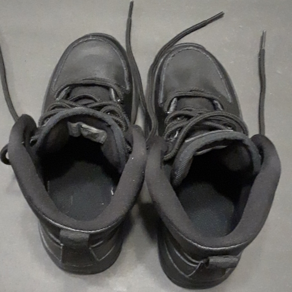 Nike Boots Hi-Top Boots - Picture 11 of 16